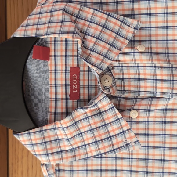 XLT IZOD button-down - Picture 2 of 3
